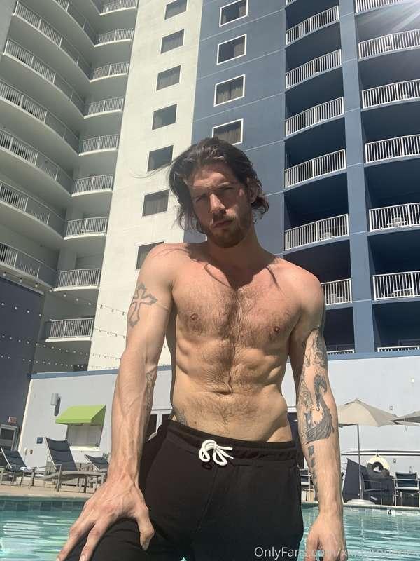 A few pics from vegas on to the next destination soon more h..