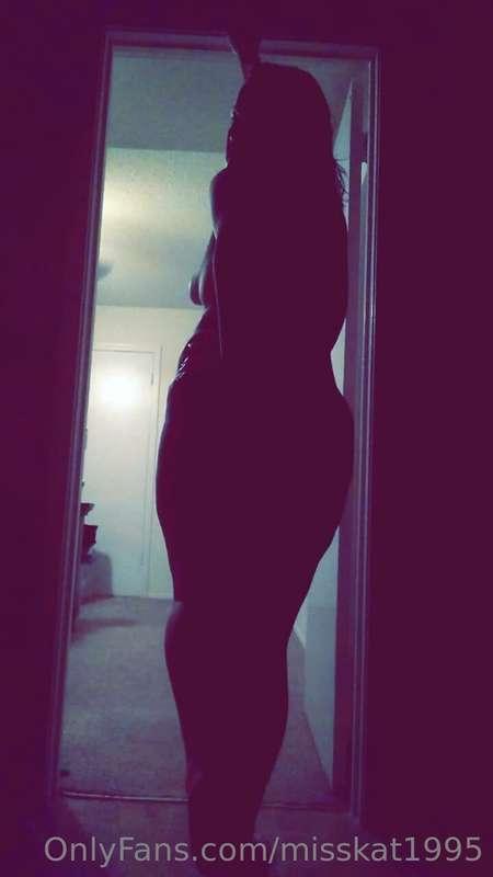 I have a very sexy silhouette 🥵