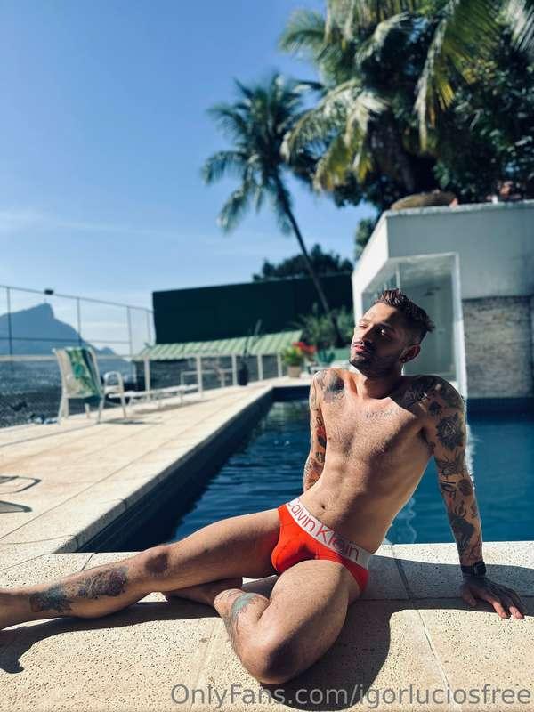 The sun shines brighter sometimes… 🌞 ✨