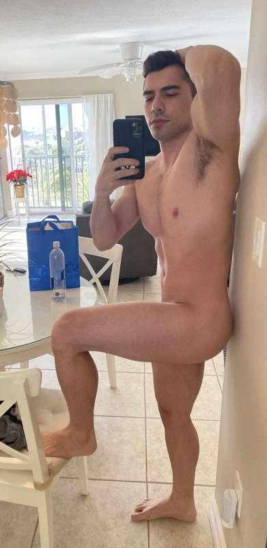 Happy birthday to me! 🎂 🍆 
Celebrating the same way I came i..