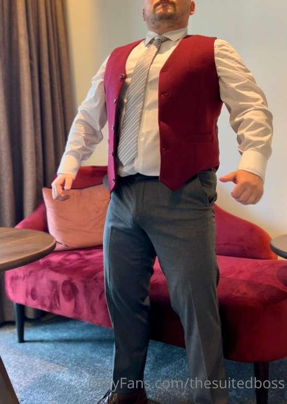 thesuitedboss image #3