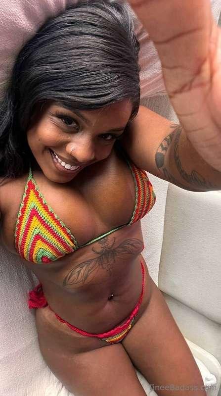 Your sweet Brazilian goddess is waiting for you… 💖I’m lookin..