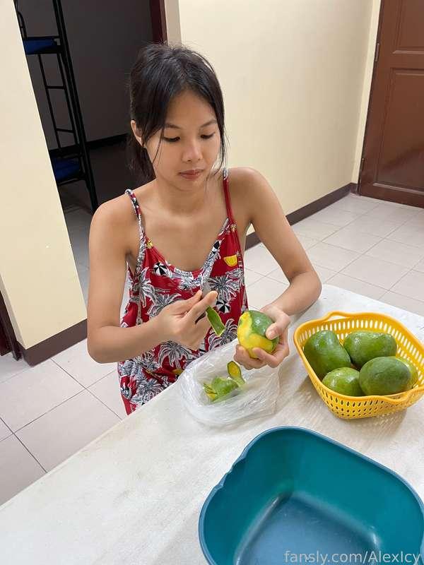 Snack Time 🥭

#fyp #young #petite #asian #tiny #tight #sweet #cute #smalltits #teen #barelylegal #schoolgirl  #smallboobs #18 #small 