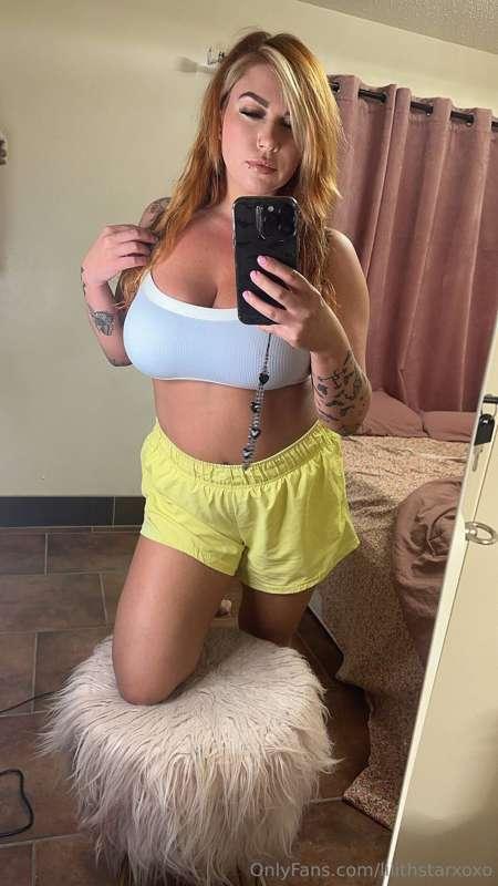 I love my lounging wear 😍