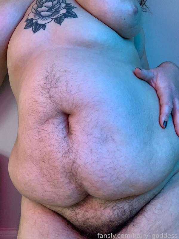 hairy_goddess image #3