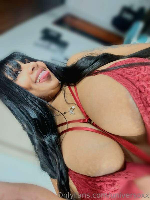 talk to me to get wet with me in a SEXTING WITH PHOTOS AND V..