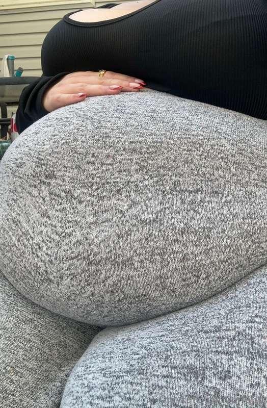 i’ve done nothing but cram food into my belly all day 😵‍💫 i’..