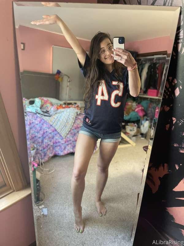 Today’s game sucked, but at least I looked cute 🏈