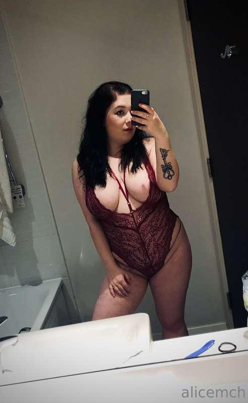 I heard once that red is my colour... What do you think? 🍒