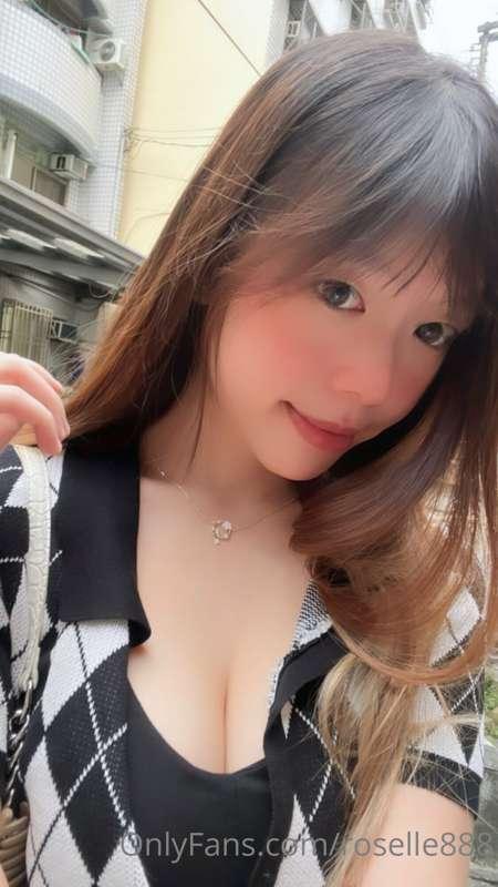Your body is a wonderland, and I want to be Alice🌹剛下課但在家裡還有私..