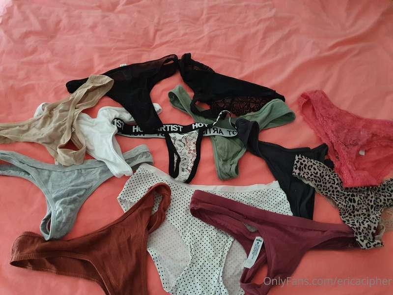 Selling my panties 💦. Let me know what you want me to do in ..
