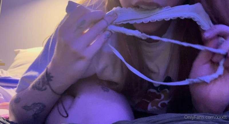 ur panty stuffing slut 🥺💕