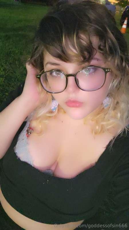 Would you ever fuck ur f@m? 