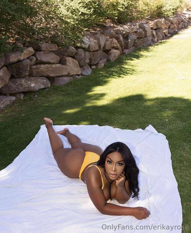 Come sit? 😈