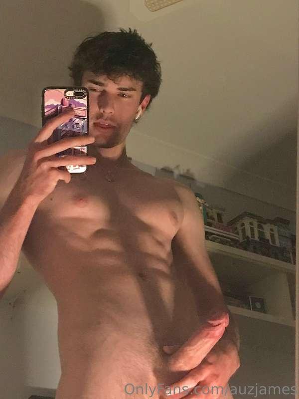auzjames image #0