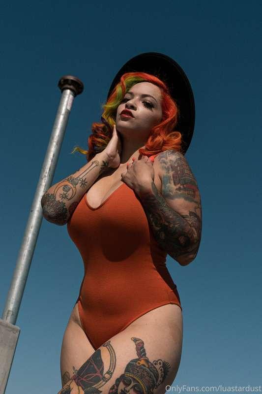 In my orange bodysuit! Here’s some photos I took out in LA w..