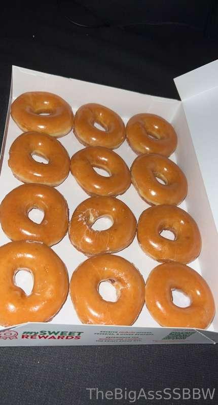who thinks I can eat all of them? 😋