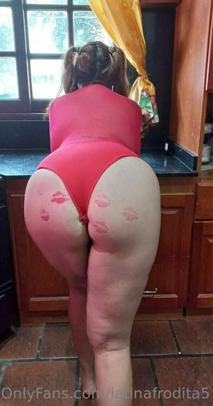 My friend @sexyqueenbaby is looking for someone to use her p..