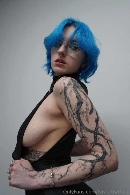 lyracr0w0-vip image #0