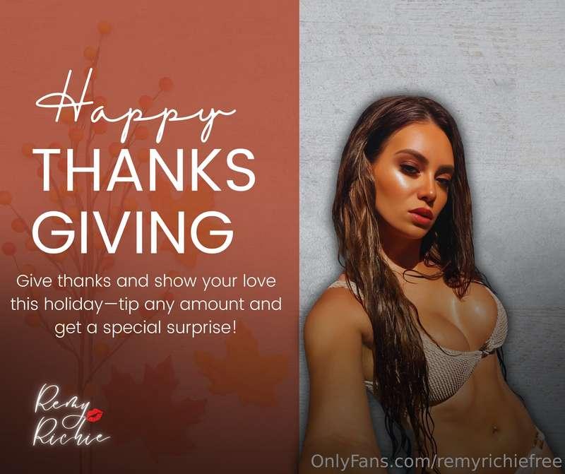 A little bit of spice and a whole lot of thanks. 💋🍂