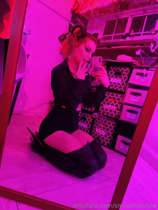 Birthday was this week 💃💖 I went to the Bad Friends podcast ..