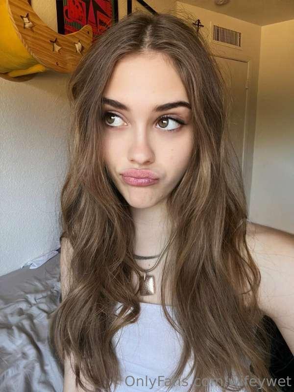 💗 FREE SEX TAPE 💗 eighteen year old @mileymontana1 is a tota..