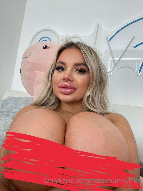 I have -25% off on my VIP 💕💕 @bimbo_bunny_2000 💕 
https://on..