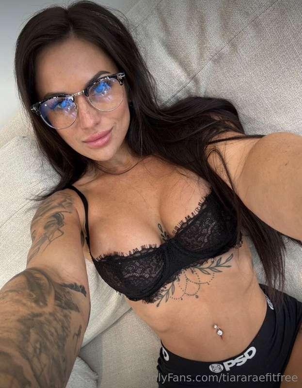 Always ready to give you a show 😍😈