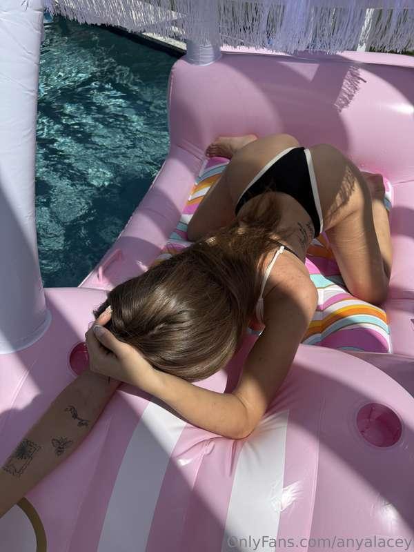 wet enough to slide right in 💦