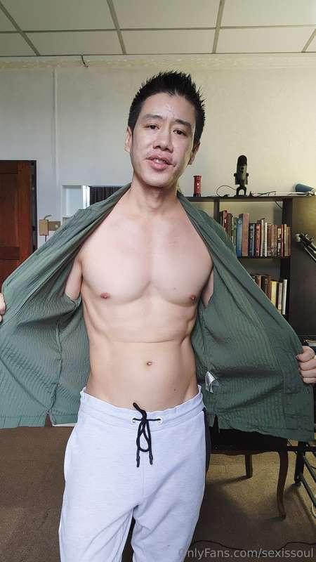 Please lick my nipplesVIP 😈👉 @tonyk9 