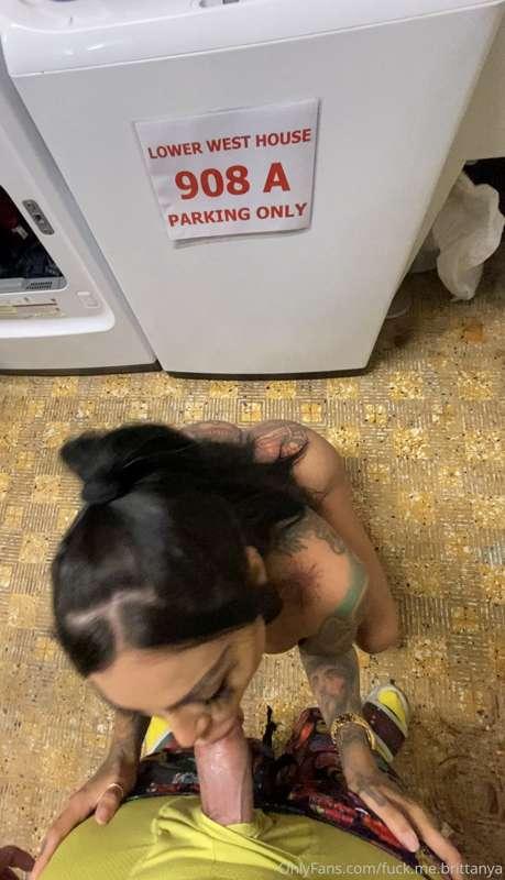 Love the way his BIG COCK stretches my MOUTH👅💦🍆