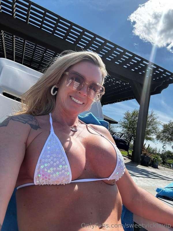 getting my daily vitamin D ☀️