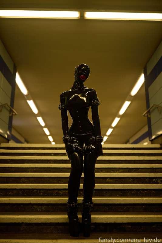 ana_levide image #44