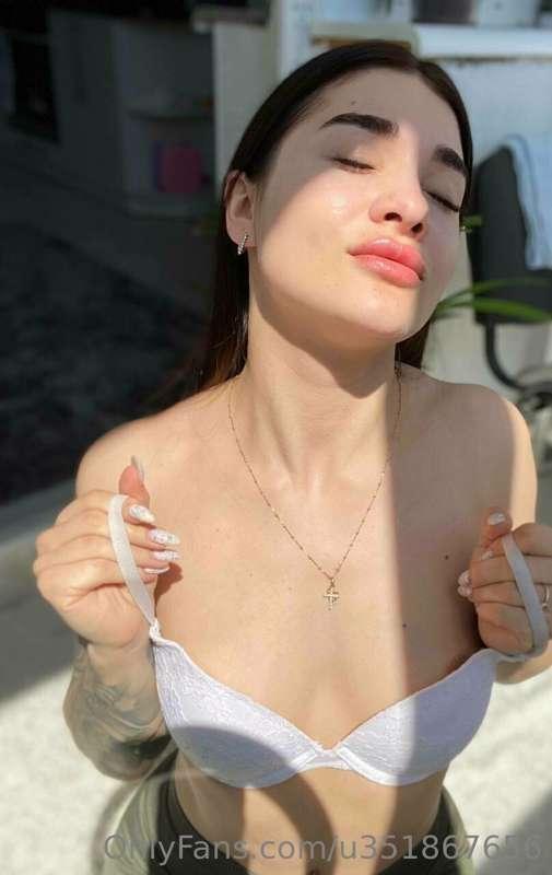 Love me, it will make me shine even brighter.