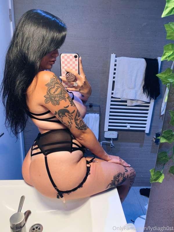 🍃 SPAM MY CONTENT WITH LIKES TO BE IN WITH A CHANCE TO WIN A..
