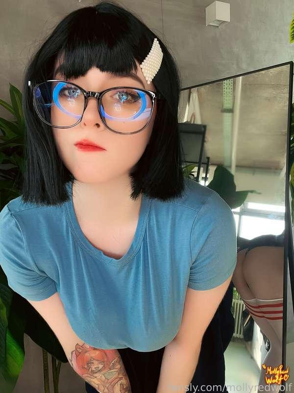 mollyredwolf image #9