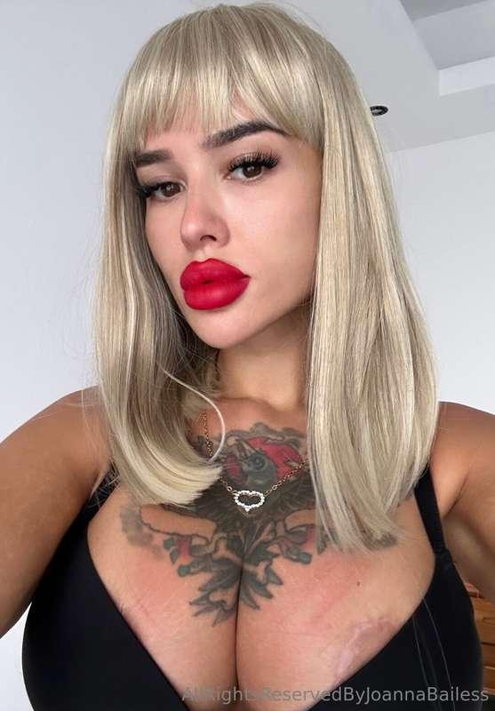 Are you excited to see me as blonde fuck doll in new vid?💋