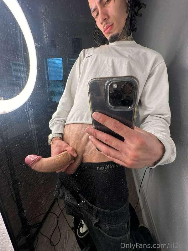 My dick is still hard even after I came this morning… who’s ..