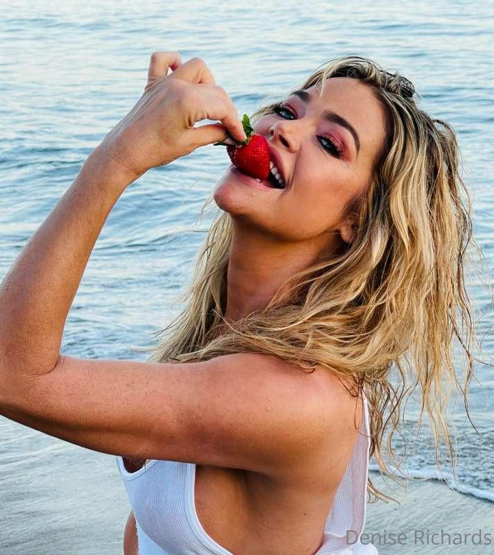 my secrets are juicier than this 😉