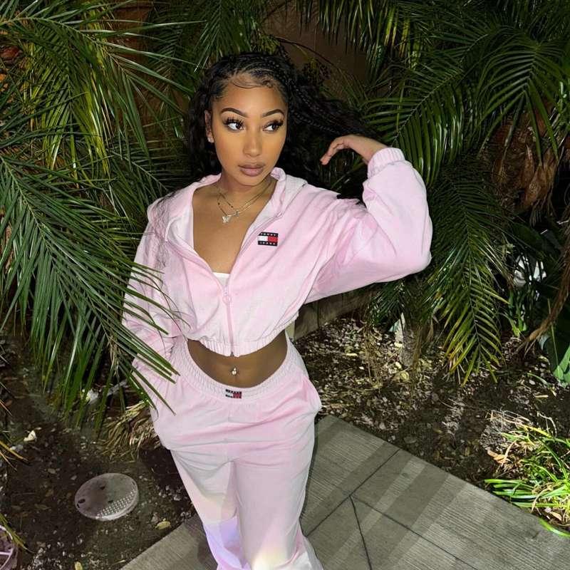 Sweatsuit weather ❄️