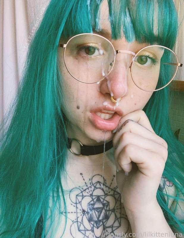 I love having your cum all over my face ♡