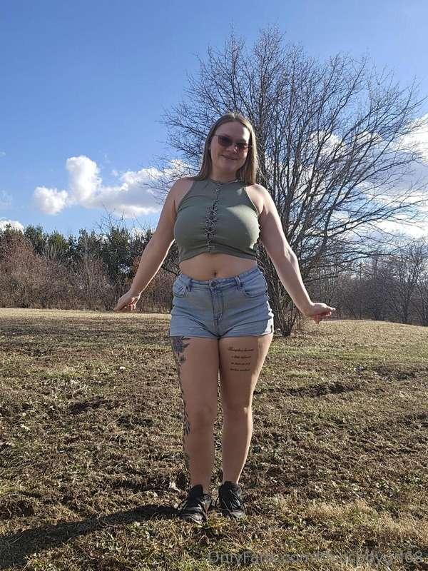 The wind feels amazing 🥰