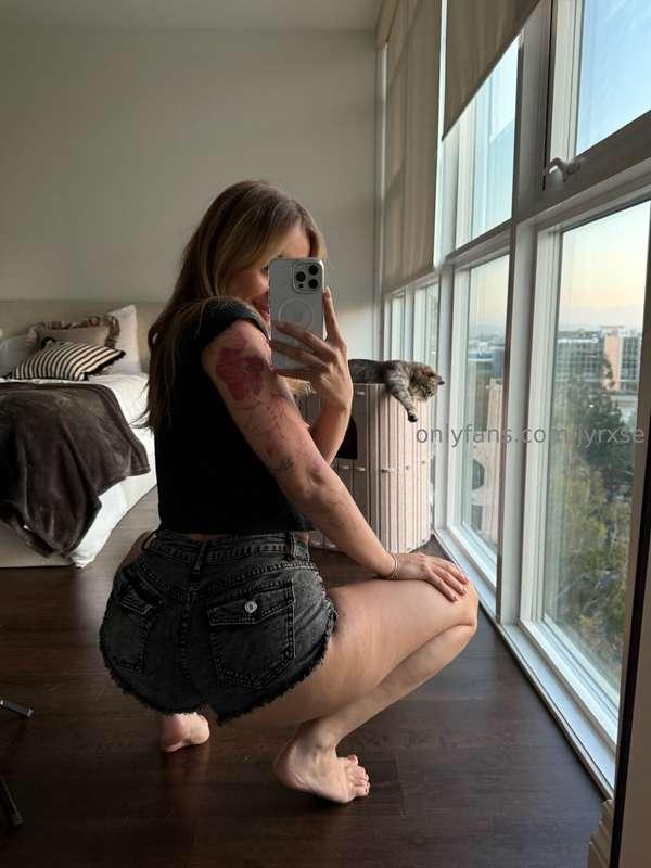 The best view is always from behind… 🍑