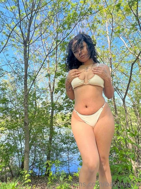 Come fuck me in the forest