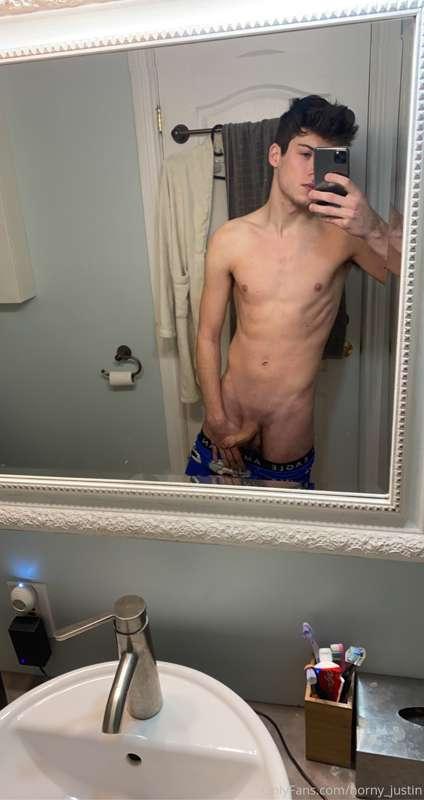 justin_twinkk image #1