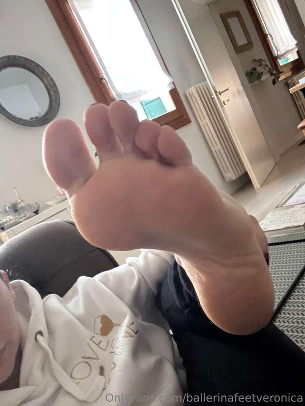 Waiting for the last Pilates class