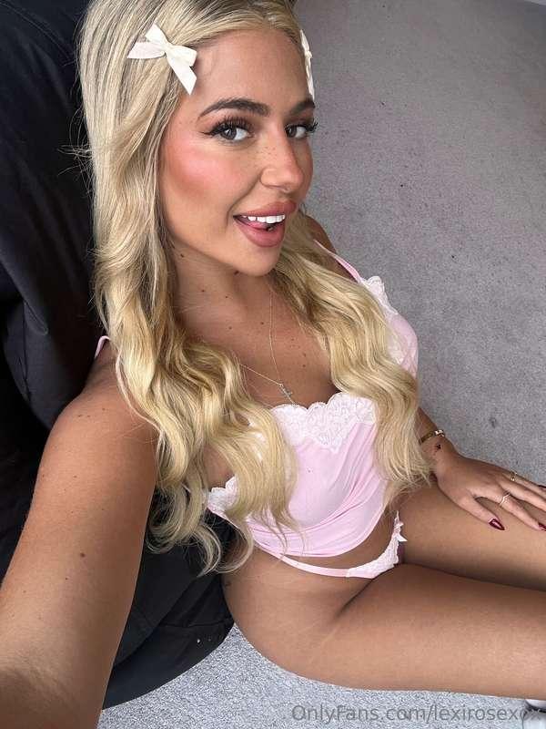 What do you like about me daddy?🥰