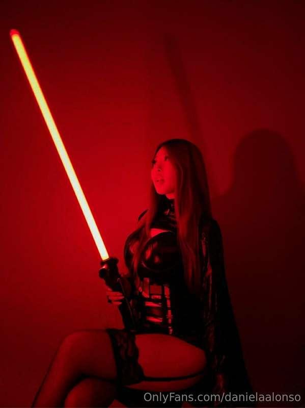 Asian cosplayer @tiffanybei loves to roleplay in bed🤭 Make h..