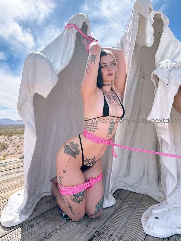 Have you missed seeing me tied up? 😋