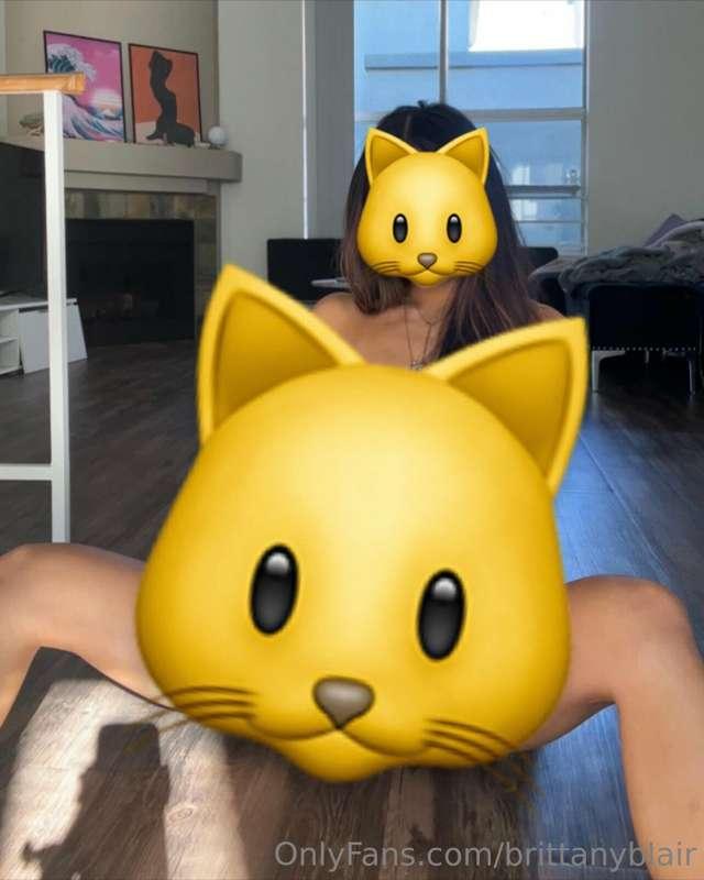 sliding my finger in my pussy w/my full face in view & then ..